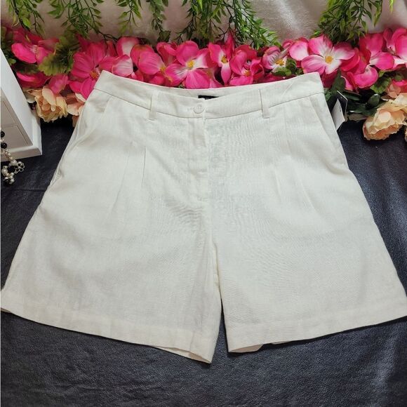 NWT Violets & Rose's Lines High Rise Short - Picture 1 of 8